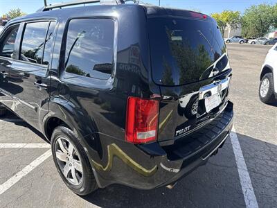 2015 Honda Pilot Touring 4WD 3.5L 4dr   - Photo 4 - Boise, ID 83704