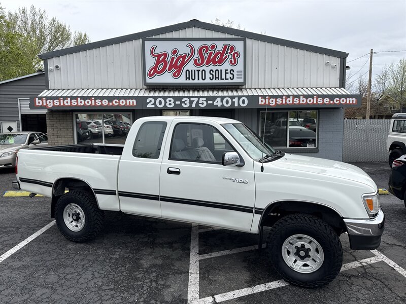 1995 Toyota T100 SR5 4WD 3.4L V6 2dr  