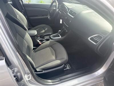 2013 Dodge Avenger SE 3.6L V6 4dr   - Photo 20 - Boise, ID 83704