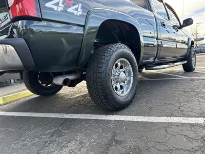 2004 Chevrolet Silverado 2500 LS 4WD 6.0L V8 4dr   - Photo 5 - Boise, ID 83704