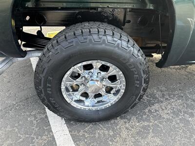 2004 Chevrolet Silverado 2500 LS 4WD 6.0L V8 4dr   - Photo 11 - Boise, ID 83704