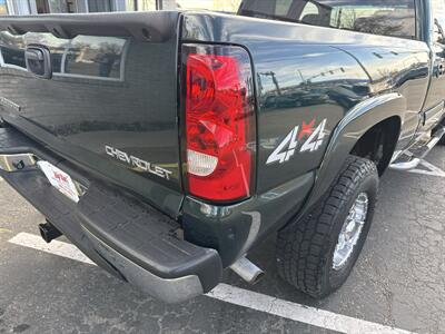 2004 Chevrolet Silverado 2500 LS 4WD 6.0L V8 4dr   - Photo 8 - Boise, ID 83704