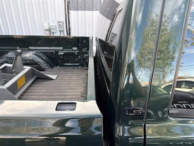 2004 Chevrolet Silverado 2500 LS 4WD 6.0L V8 4dr   - Photo 21 - Boise, ID 83704