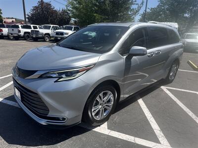 2021 Toyota Sienna Platinum Hybrid AWD   - Photo 2 - Boise, ID 83704