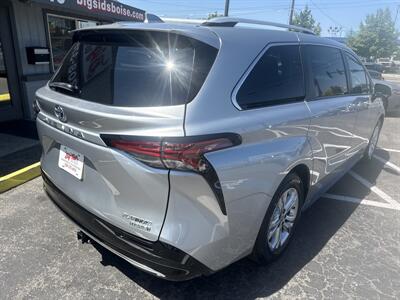 2021 Toyota Sienna Platinum Hybrid AWD   - Photo 6 - Boise, ID 83704