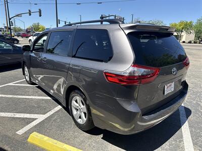 2020 Toyota Sienna LE 7-Passenger Auto   - Photo 3 - Boise, ID 83704