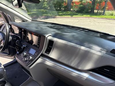 2020 Toyota Sienna LE 7-Passenger Auto   - Photo 26 - Boise, ID 83704