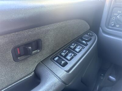 2003 Chevrolet Silverado 2500 LS 4WD 6.0L V8 4dr   - Photo 39 - Boise, ID 83704