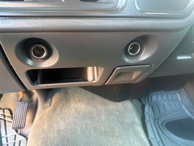 2003 Chevrolet Silverado 2500 LS 4WD 6.0L V8 4dr   - Photo 34 - Boise, ID 83704