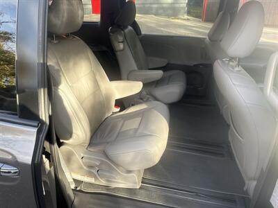 2018 Toyota Sienna XLE 8-Pass 3.5L 4dr   - Photo 23 - Boise, ID 83704