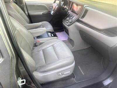 2018 Toyota Sienna XLE 8-Pass 3.5L 4dr   - Photo 24 - Boise, ID 83704