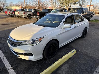 2017 Honda Accord EX-L 3.5L V6 4dr   - Photo 2 - Boise, ID 83704