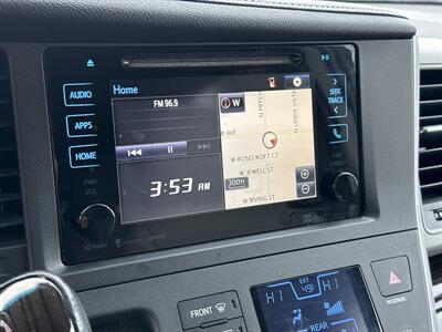 2017 Toyota Sienna XLE AWD 7 Passenger   - Photo 39 - Boise, ID 83704
