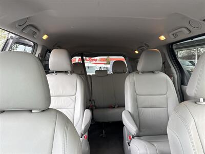 2017 Toyota Sienna XLE AWD 7 Passenger   - Photo 29 - Boise, ID 83704