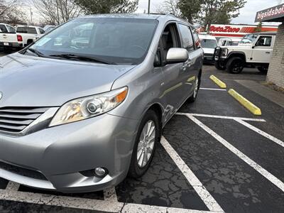 2017 Toyota Sienna XLE AWD 7 Passenger   - Photo 14 - Boise, ID 83704