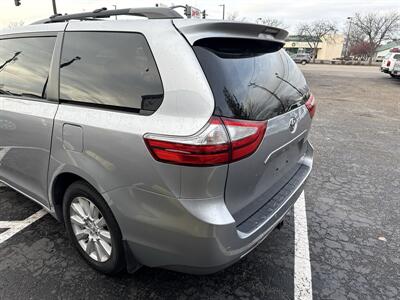 2017 Toyota Sienna XLE AWD 7 Passenger   - Photo 7 - Boise, ID 83704