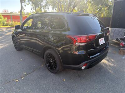 2020 Mitsubishi Outlander ES AWD 2.4L I4 4dr   - Photo 3 - Boise, ID 83704