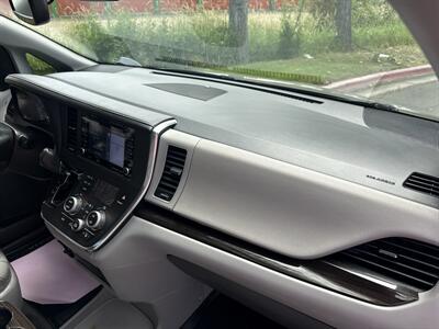 2018 Toyota Sienna XLE AWD 7-Passenger   - Photo 28 - Boise, ID 83704