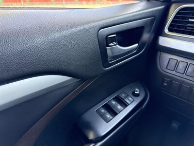 2016 Toyota Highlander XLE AWD 3.5L V6 4dr   - Photo 41 - Boise, ID 83704