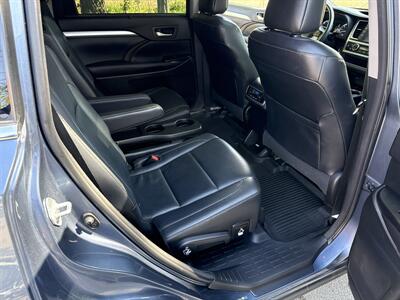2016 Toyota Highlander XLE AWD 3.5L V6 4dr   - Photo 22 - Boise, ID 83704