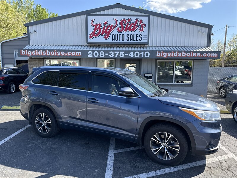 2016 Toyota Highlander XLE AWD 3.5L V6 4dr   - Photo 1 - Boise, ID 83704