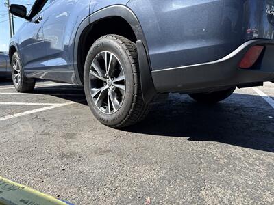 2016 Toyota Highlander XLE AWD 3.5L V6 4dr   - Photo 6 - Boise, ID 83704