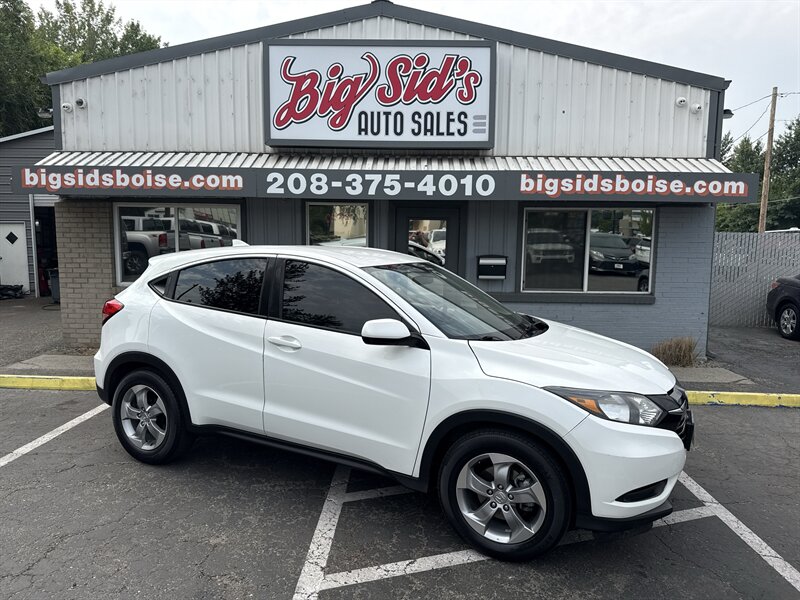 2017 Honda HR-V LX FWD 1.8L I4 4dr   - Photo 1 - Boise, ID 83704