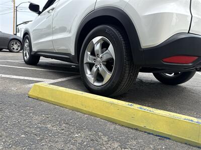 2017 Honda HR-V LX FWD 1.8L I4 4dr   - Photo 6 - Boise, ID 83704