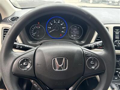 2017 Honda HR-V LX FWD 1.8L I4 4dr   - Photo 36 - Boise, ID 83704