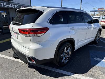 2018 Toyota Highlander Limited Platinum AWD   - Photo 4 - Boise, ID 83704