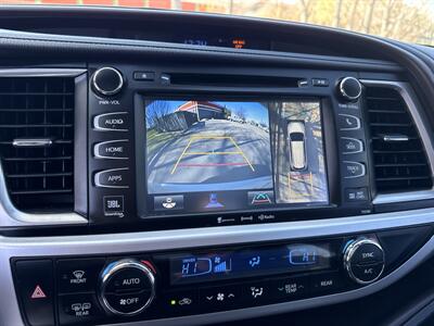 2018 Toyota Highlander Limited Platinum AWD   - Photo 38 - Boise, ID 83704