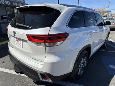 2018 Toyota Highlander Limited Platinum AWD   - Photo 8 - Boise, ID 83704