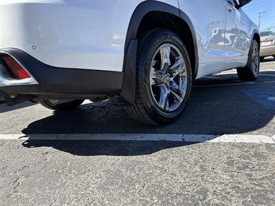 2018 Toyota Highlander Limited Platinum AWD   - Photo 5 - Boise, ID 83704