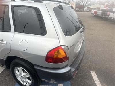 2004 Hyundai SANTA FE FWD 2.4L I4 4dr   - Photo 7 - Boise, ID 83704
