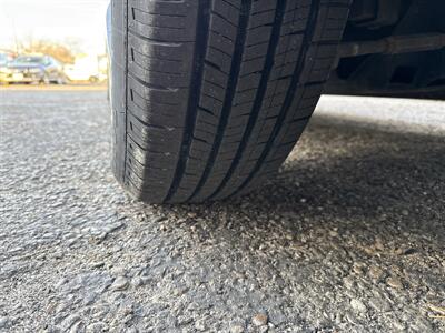 2014 Toyota Camry Hybrid LE 2.5L I4 4dr   - Photo 10 - Boise, ID 83704