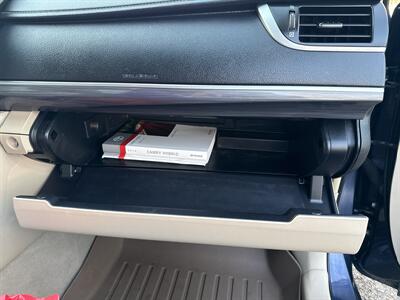 2014 Toyota Camry Hybrid LE 2.5L I4 4dr   - Photo 24 - Boise, ID 83704