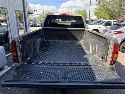 2003 GMC Sierra 2500 SLT 4WD 8.1L V8 4dr   - Photo 17 - Boise, ID 83704
