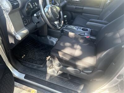 2007 Toyota FJ Cruiser Base 4WD 4.0L V6 4dr   - Photo 19 - Boise, ID 83704