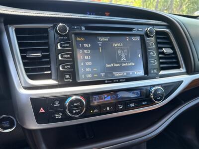 2017 Toyota Highlander Limited AWD 3.5L 4dr   - Photo 34 - Boise, ID 83704