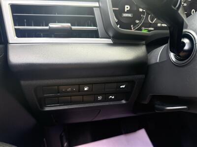 2023 Mitsubishi Outlander PHEV SE AWD 2.4L I4 4dr   - Photo 42 - Boise, ID 83704