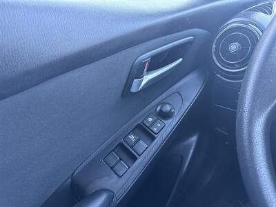 2019 Toyota Yaris L 1.5L I4 4dr   - Photo 39 - Boise, ID 83704