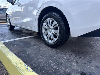 2019 Toyota Yaris L 1.5L I4 4dr   - Photo 6 - Boise, ID 83704