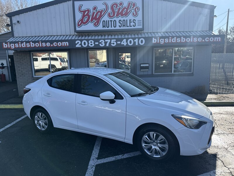 2019 Toyota Yaris L 1.5L I4 4dr   - Photo 1 - Boise, ID 83704