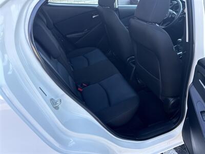 2019 Toyota Yaris L 1.5L I4 4dr   - Photo 18 - Boise, ID 83704