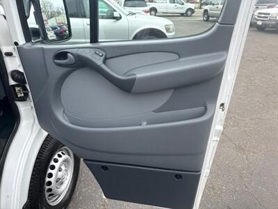 2006 Dodge Sprinter 2500 High Roof 2.7L   - Photo 35 - Boise, ID 83704