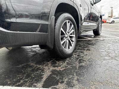 2017 Toyota Highlander XLE AWD 3.5L V6 4dr   - Photo 5 - Boise, ID 83704