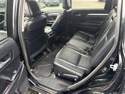 2017 Toyota Highlander XLE AWD 3.5L V6 4dr   - Photo 13 - Boise, ID 83704