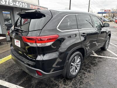 2017 Toyota Highlander XLE AWD 3.5L V6 4dr   - Photo 4 - Boise, ID 83704