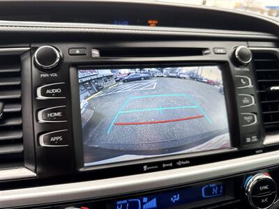 2017 Toyota Highlander XLE AWD 3.5L V6 4dr   - Photo 19 - Boise, ID 83704