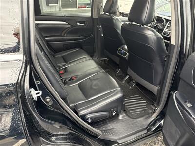 2017 Toyota Highlander XLE AWD 3.5L V6 4dr   - Photo 17 - Boise, ID 83704